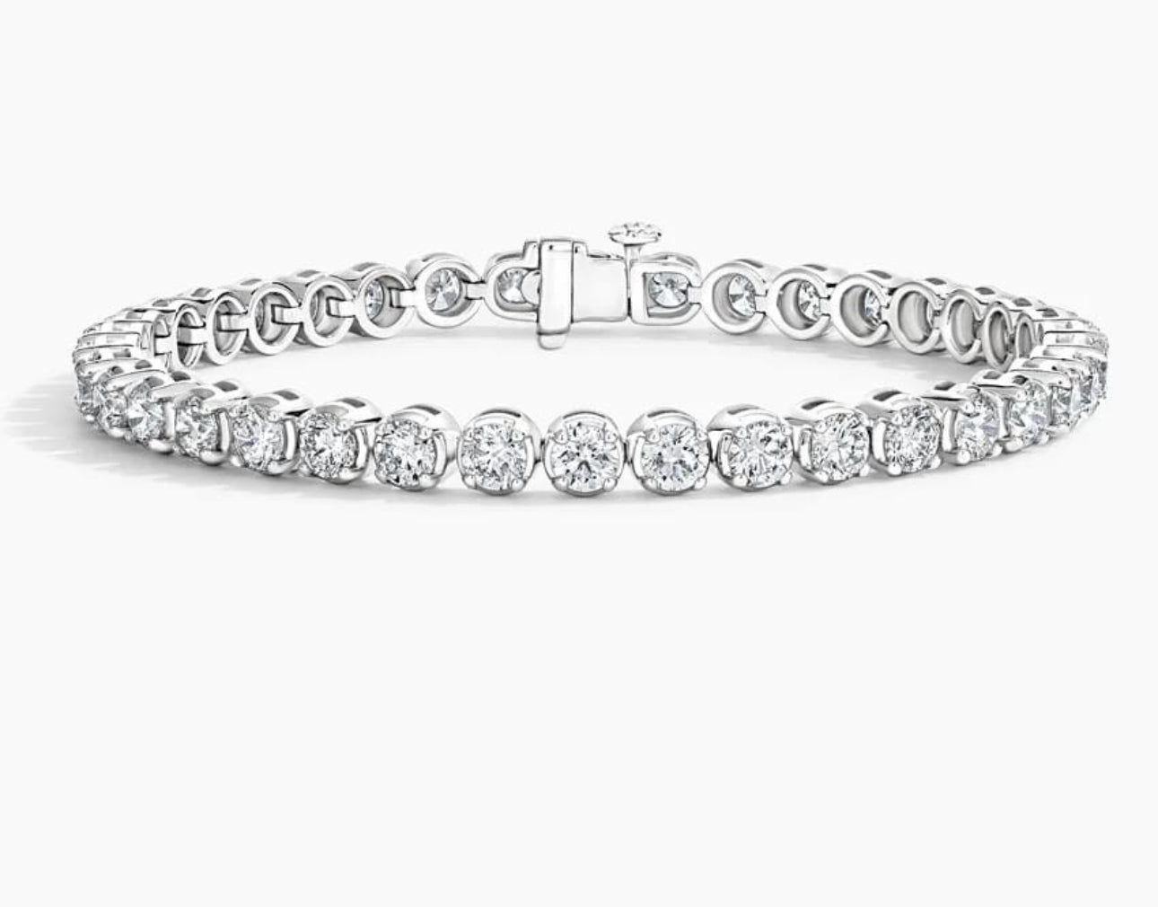 8 ct total weight tennis bracelet